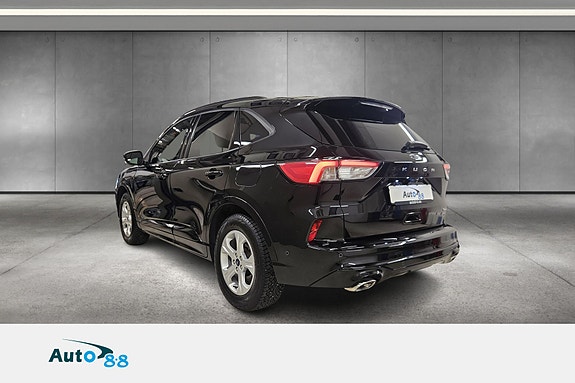 Ford Kuga 3 of 5