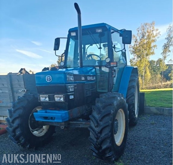 New Holland 7740 SLE