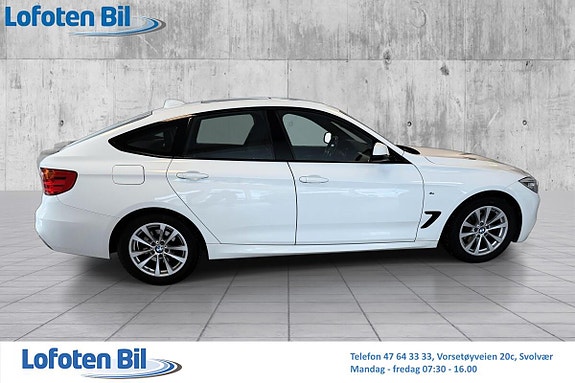 BMW 320d 12 of 30