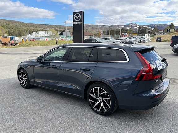 Volvo V60 7 of 13