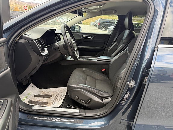 Volvo V60 11 of 13