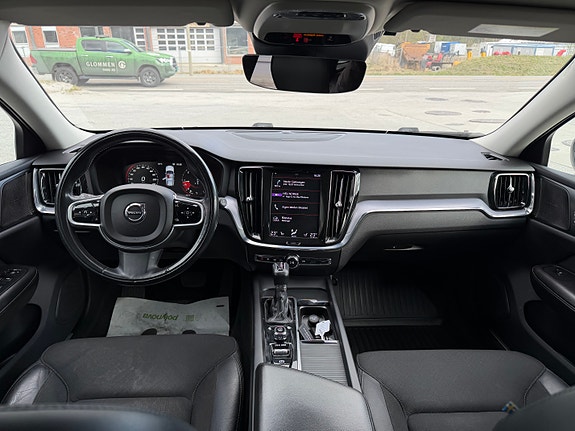 Volvo V60 13 of 13