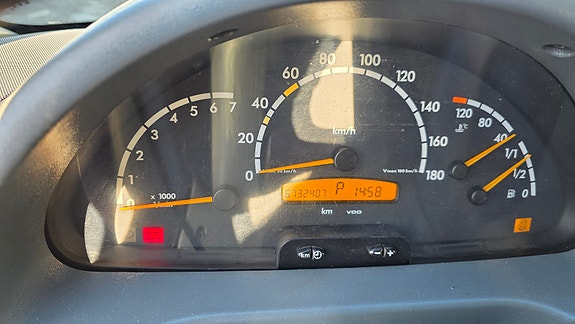 Mercedes-Benz 416 CDI 4 of 5