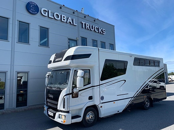 Iveco Eurocargo Oakley 2015 Hestebil