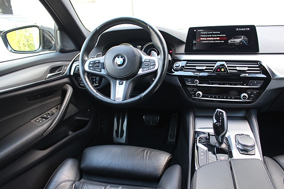 BMW 530e 10 of 30