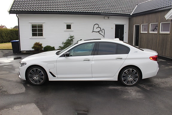 BMW 530e 5 of 30