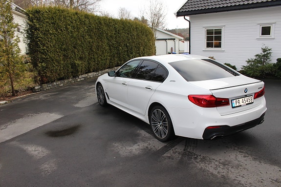 BMW 530e 7 of 30