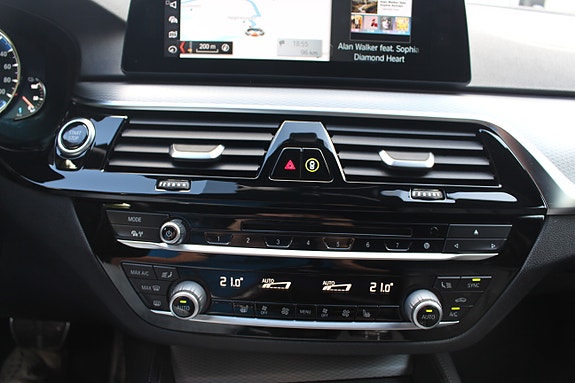 BMW 530e 25 of 30