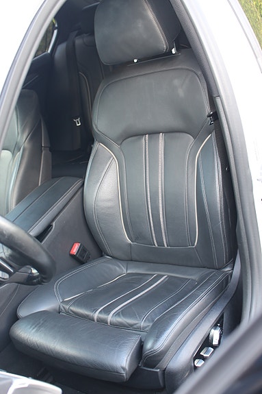 BMW 530e 30 of 30