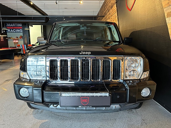 Jeep Commander 4 of 5