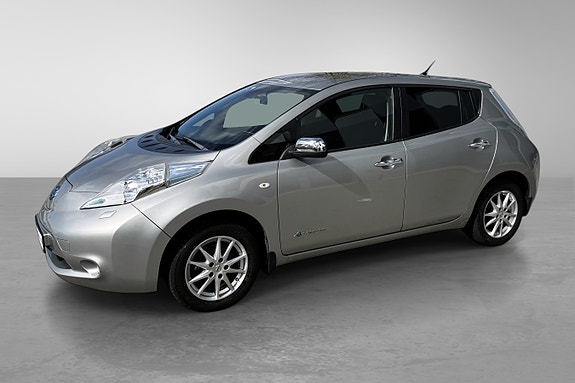 Nissan Leaf 10 of 30