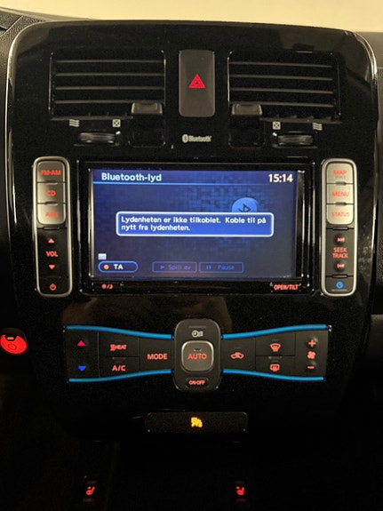 Nissan Leaf 28 of 30
