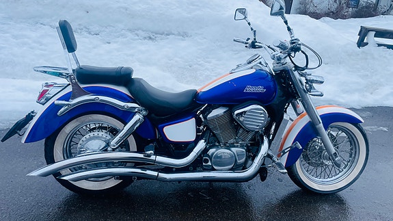 Honda VT750 C shadow