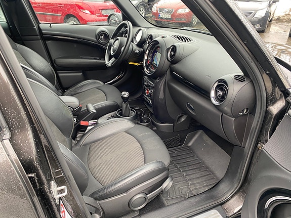 MINI Countryman Cooper D 30 of 30