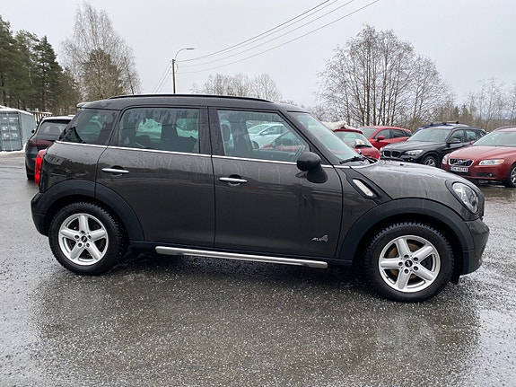 MINI Countryman Cooper D 7 of 30