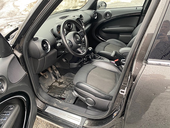 MINI Countryman Cooper D 14 of 30