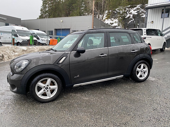 MINI Countryman Cooper D 3 of 30