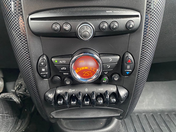 MINI Countryman Cooper D 21 of 30