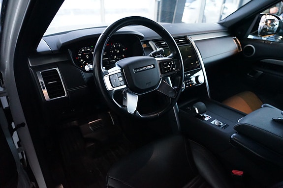 Land Rover Discovery 9 of 14