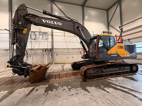 Volvo EC300EL
