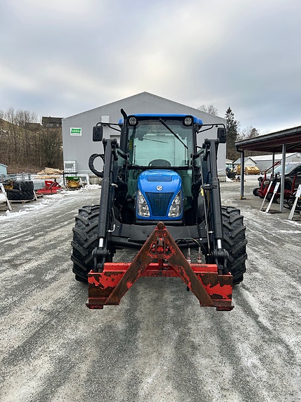 New Holland T4020