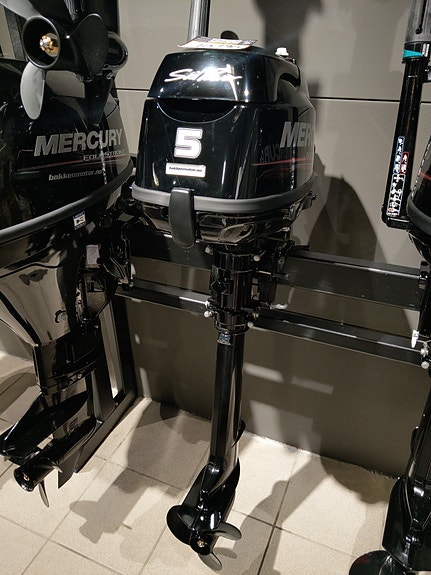 Mercury F 5 MXLH 4-takt påhengsmotor med 25 tom XL stammelengde - Kampanjepris! 2 of 3