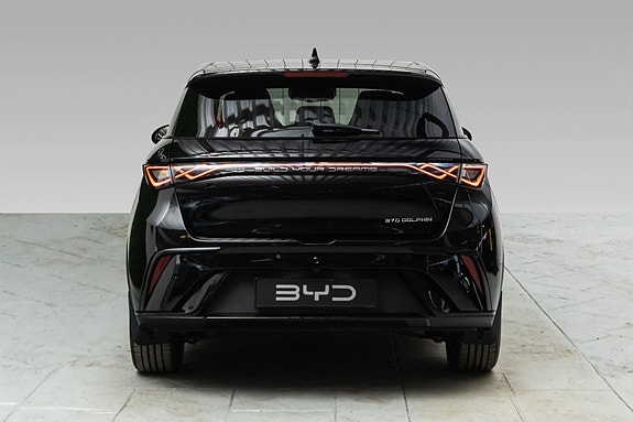 BYD Dolphin 7 of 29