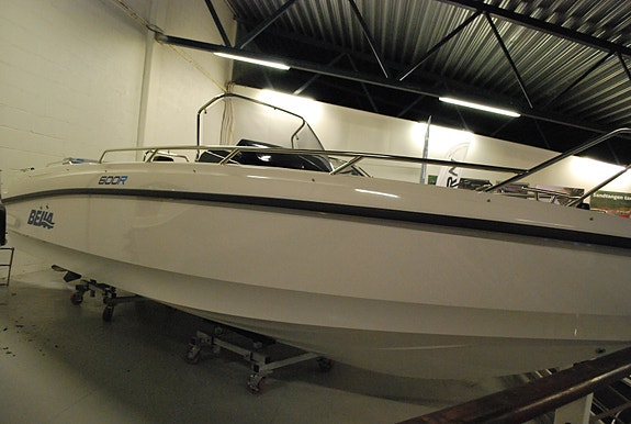 Bella 600R med Mercury 115 Utstillingsmodell
