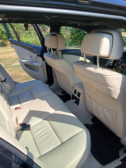 BMW 525i 10 of 12