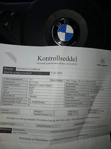 BMW 525i 5 of 12