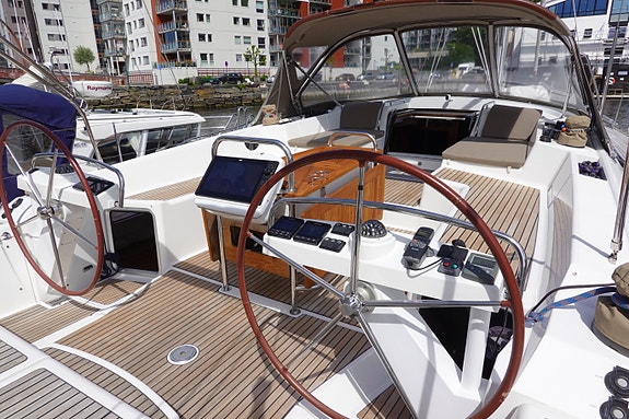 Jeanneau Yacht 57 13 of 30