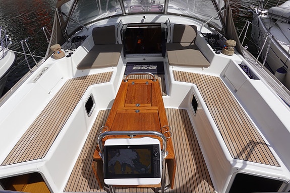 Jeanneau Yacht 57 10 of 30