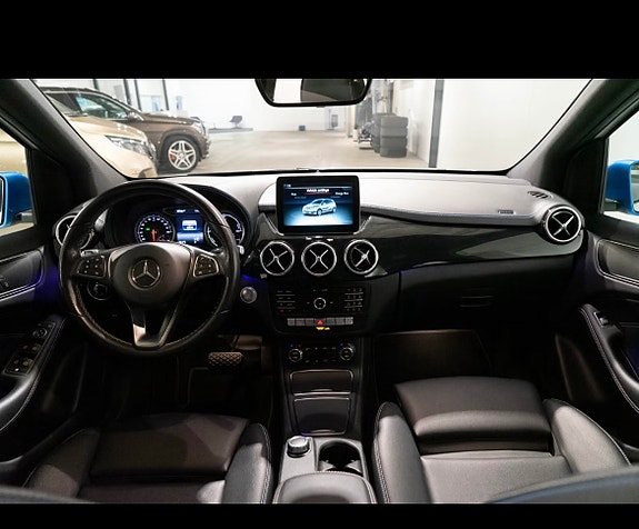 Mercedes-Benz B250 e 9 of 9