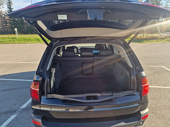 BMW X5 7 of 7