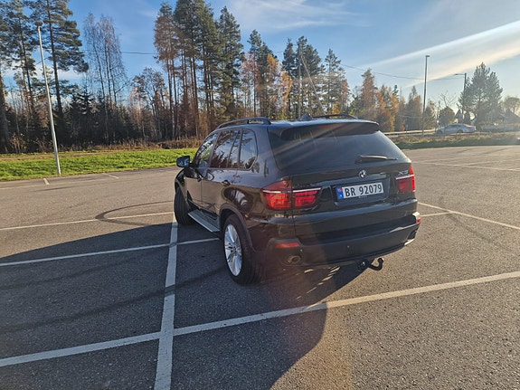 BMW X5 3 of 7