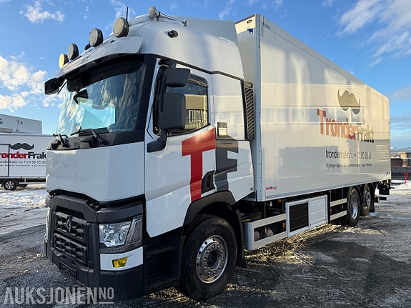 Renault T530 21 paller med 2 temp kjøleaggregat, skillevegger og bommer.