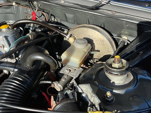 Volvo 740 4 of 30