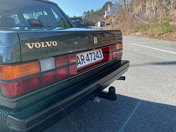 Volvo 740 27 of 30