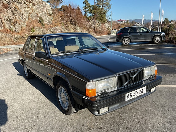 Volvo 740 12 of 30