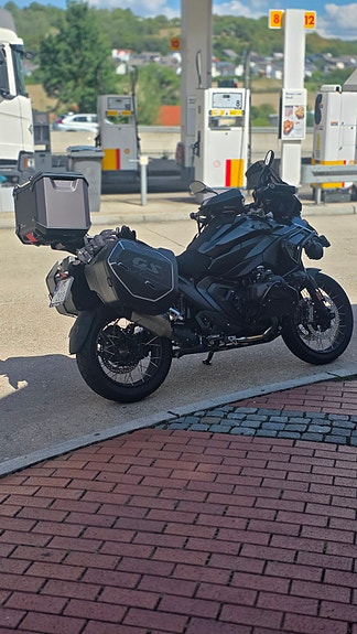 BMW 2024 BMW R 1300 GS "BLACK WIDOW" - Fullspekket med alt utstyr! 11 of 22