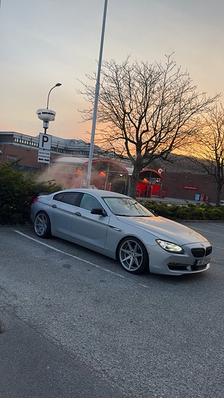 BMW 640i 2 of 9