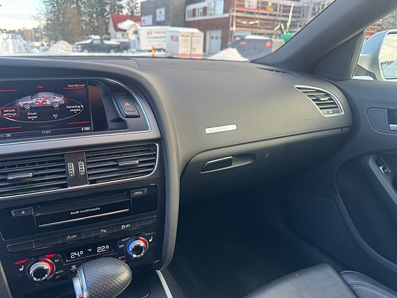 Audi A5 6 of 21