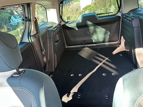 Citroen E-Berlingo 18 of 29