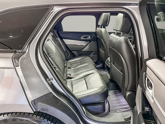 Land Rover Range Rover Velar 20 of 26
