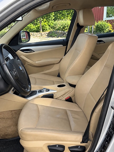 BMW X1 4 of 15