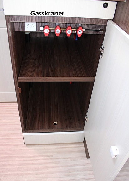 Benimar Tessoro 463 7 of 20