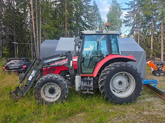 Massey Ferguson 5455  MVA-FRI 3 of 19