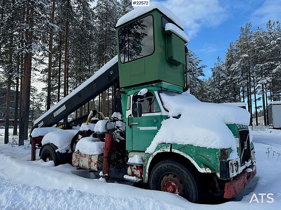 Volvo Separatlaster m/ Jonsred Kran