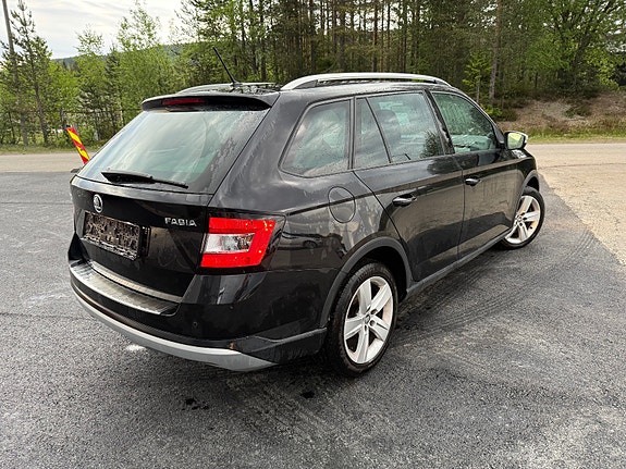 Skoda Fabia 5 of 19