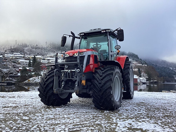 Massey Ferguson 6S.180 Dyna-VT Exclusive
